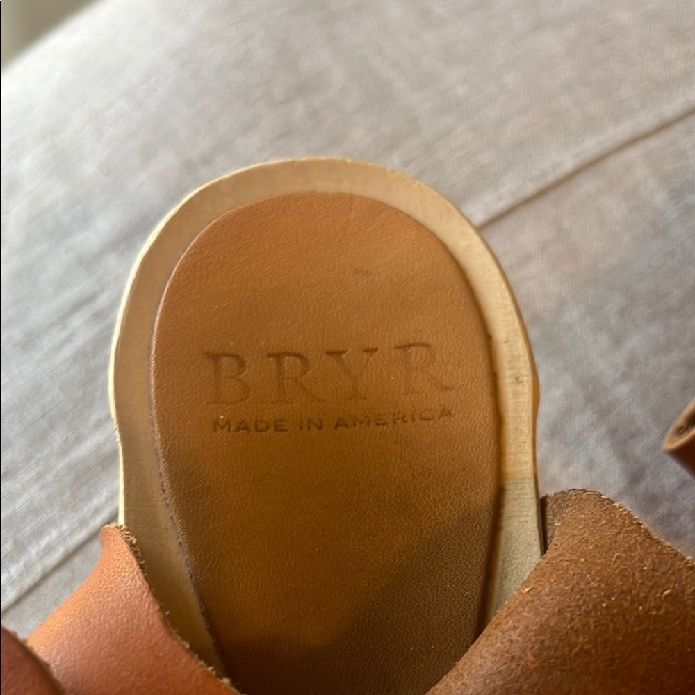 Bryr Clogs - image 7